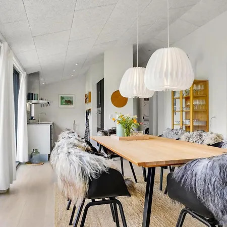 Awesome In With Kitchen Holiday home *